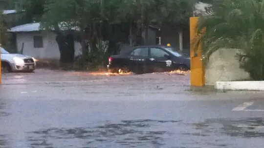  San Juan del Sur, calles inundadas.