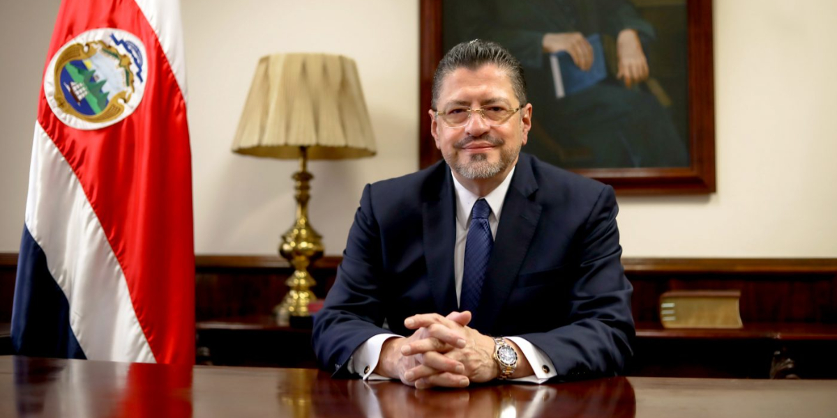 Presidente costarricense Rodrigo Chaves. Foto tomada de sitio web de la Presidencia de Costa Rica.