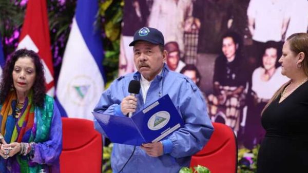 Daniel Ortega, dictador de Nicaragua, durante el 49 aniversario del "Asalto a la casa de Chema Castillo", el 27 de diciembre de 2023. Foto: Prensa oficialista.