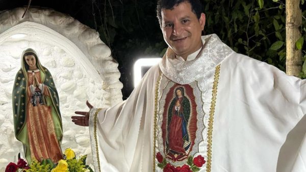 Sacerdote Bernardo Moncada Ballesteros. Foto: Redes sociales del padre Bernardo Moncada.