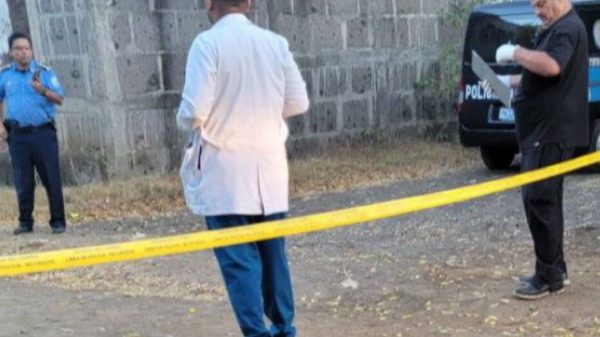 Sujeto apuñala hasta dar muerte a otro hombre en Tipitapa