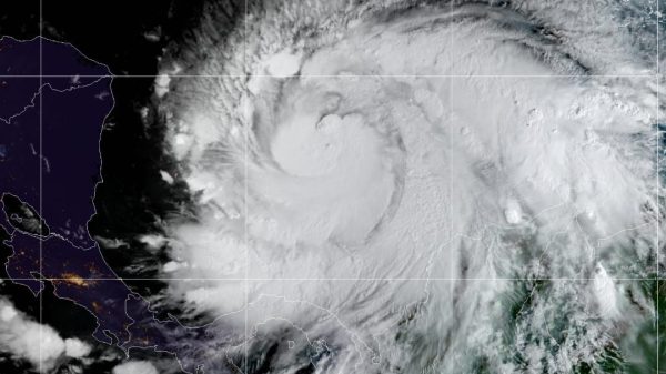 Temporada de huracanes de 2024 será más fuerte que la del año pasado