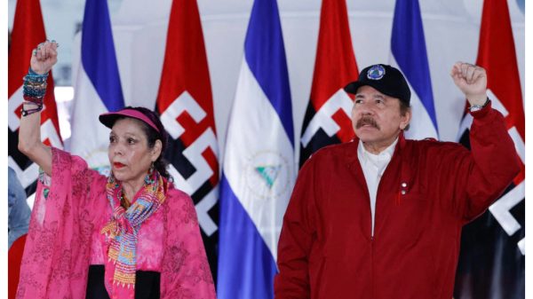 Régimen señala a Panamá de violar convenciones internaciones por no otorgar salvoconducto a Martinelli