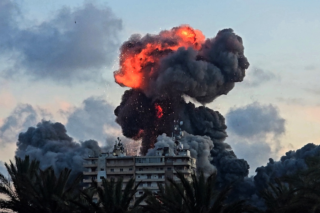 EEUU bombardea Irán tras acusarlo del derribo de u